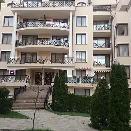 Апартаменты Krassy Summer *